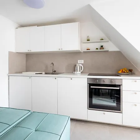 Appartamento Olea Mare - New 2026 Seaside Retreat Kaštela